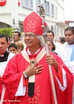 León se vistió de fiesta con visita del Cardenal Brenes