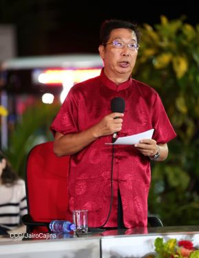 Entrega autobuses a transportistas en homenaje al Comandante Germán Pomares Ordóñez