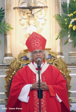 León se vistió de fiesta con visita del Cardenal Brenes