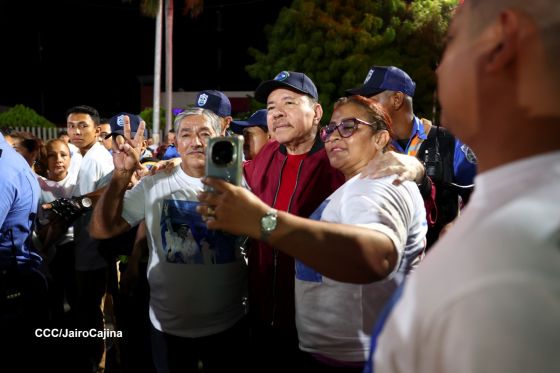 Entrega autobuses a transportistas en homenaje al Comandante Germán Pomares Ordóñez