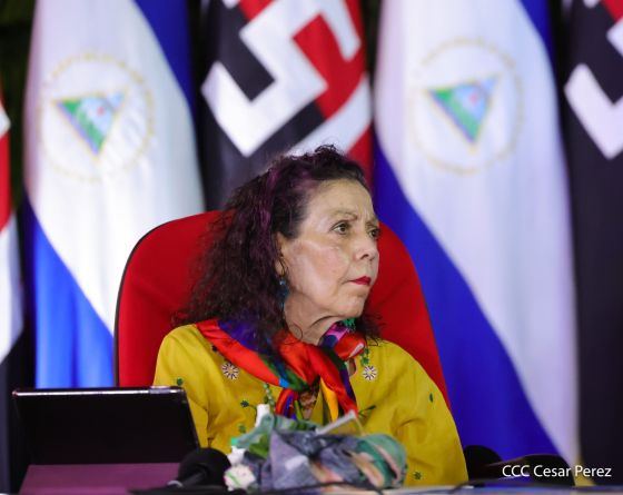 Entrega autobuses a transportistas en homenaje al Comandante Germán Pomares Ordóñez