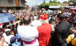 León se vistió de fiesta con visita del Cardenal Brenes