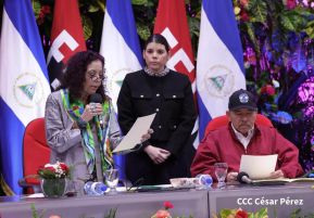 Acto de otorgamiento de los grados militares de Coronel General a mandos del Ejército de Nicaragua