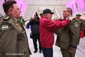 Acto de otorgamiento de los grados militares de Coronel General a mandos del Ejército de Nicaragua