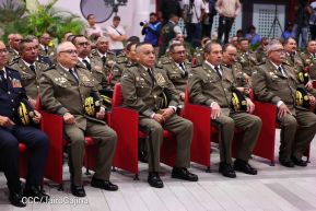 Acto de otorgamiento de los grados militares de Coronel General a mandos del Ejército de Nicaragua