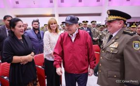 Acto de otorgamiento de los grados militares de Coronel General a mandos del Ejército de Nicaragua
