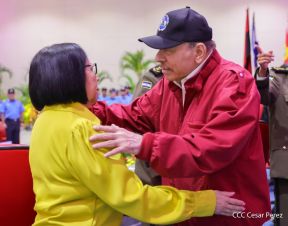 Acto de otorgamiento de los grados militares de Coronel General a mandos del Ejército de Nicaragua