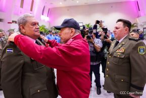 Acto de otorgamiento de los grados militares de Coronel General a mandos del Ejército de Nicaragua