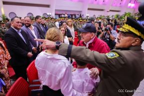 Acto de otorgamiento de los grados militares de Coronel General a mandos del Ejército de Nicaragua
