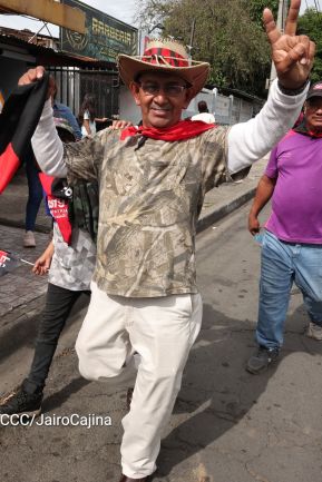 Caminata en conmemoración de los Héroes y Mártires de la Gesta de la Colina 110 