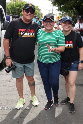 Caminata en conmemoración de los Héroes y Mártires de la Gesta de la Colina 110 