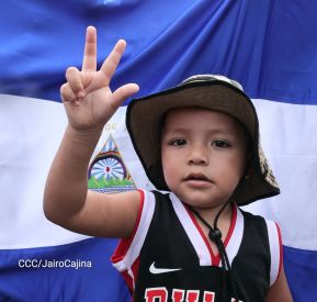 Caminata en conmemoración de los Héroes y Mártires de la Gesta de la Colina 110 