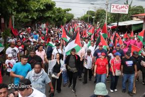 Caminata en conmemoración de los Héroes y Mártires de la Gesta de la Colina 110 