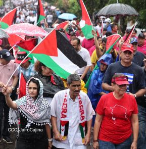 Caminata en conmemoración de los Héroes y Mártires de la Gesta de la Colina 110 