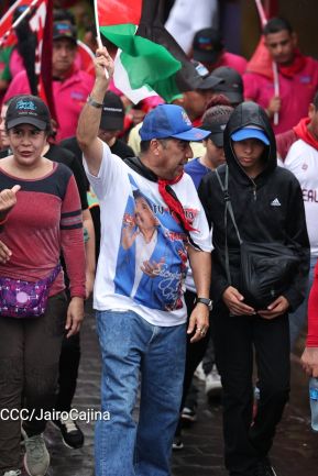 Caminata en conmemoración de los Héroes y Mártires de la Gesta de la Colina 110 