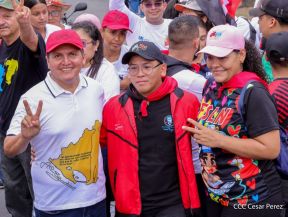 Caminata en conmemoración de los Héroes y Mártires de la Gesta de la Colina 110 