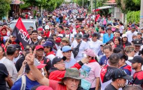 Caminata en conmemoración de los Héroes y Mártires de la Gesta de la Colina 110 