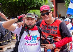 Caminata en conmemoración de los Héroes y Mártires de la Gesta de la Colina 110 