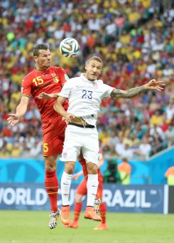 Bélgica pasa a cuartos de final y manda a casa a EEUU