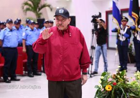 Nicaragua conmemora natalicio del Comandante Carlos Fonseca con acto de ascensos de la Policía Nacional