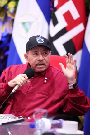 Nicaragua conmemora natalicio del Comandante Carlos Fonseca con acto de ascensos de la Policía Nacional