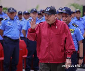 Nicaragua conmemora natalicio del Comandante Carlos Fonseca con acto de ascensos de la Policía Nacional