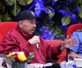 Nicaragua conmemora natalicio del Comandante Carlos Fonseca con acto de ascensos de la Policía Nacional