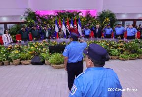 Nicaragua conmemora natalicio del Comandante Carlos Fonseca con acto de ascensos de la Policía Nacional