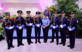 Nicaragua conmemora natalicio del Comandante Carlos Fonseca con acto de ascensos de la Policía Nacional
