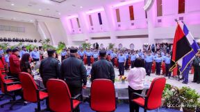 Nicaragua conmemora natalicio del Comandante Carlos Fonseca con acto de ascensos de la Policía Nacional