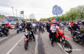 Motorizada Siempre 19 en homenaje al Repliegue Táctico a Masaya