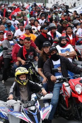 Motorizada Siempre 19 en homenaje al Repliegue Táctico a Masaya