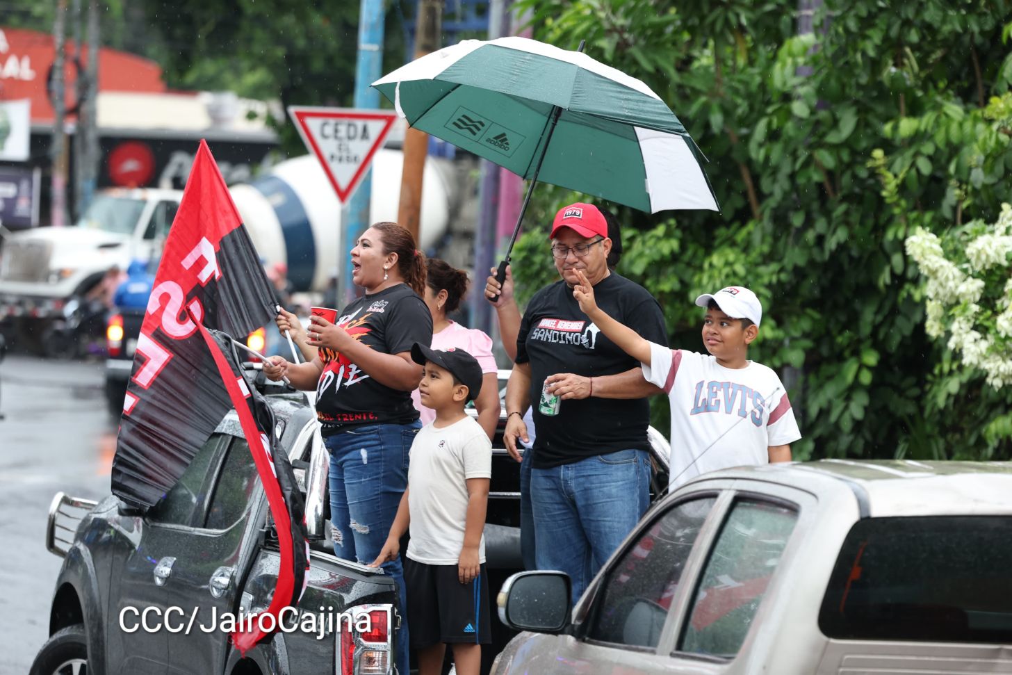 Hacia el 46/19: Aficionados por las motos protagonizan Motorizada Dos, Siempre 19