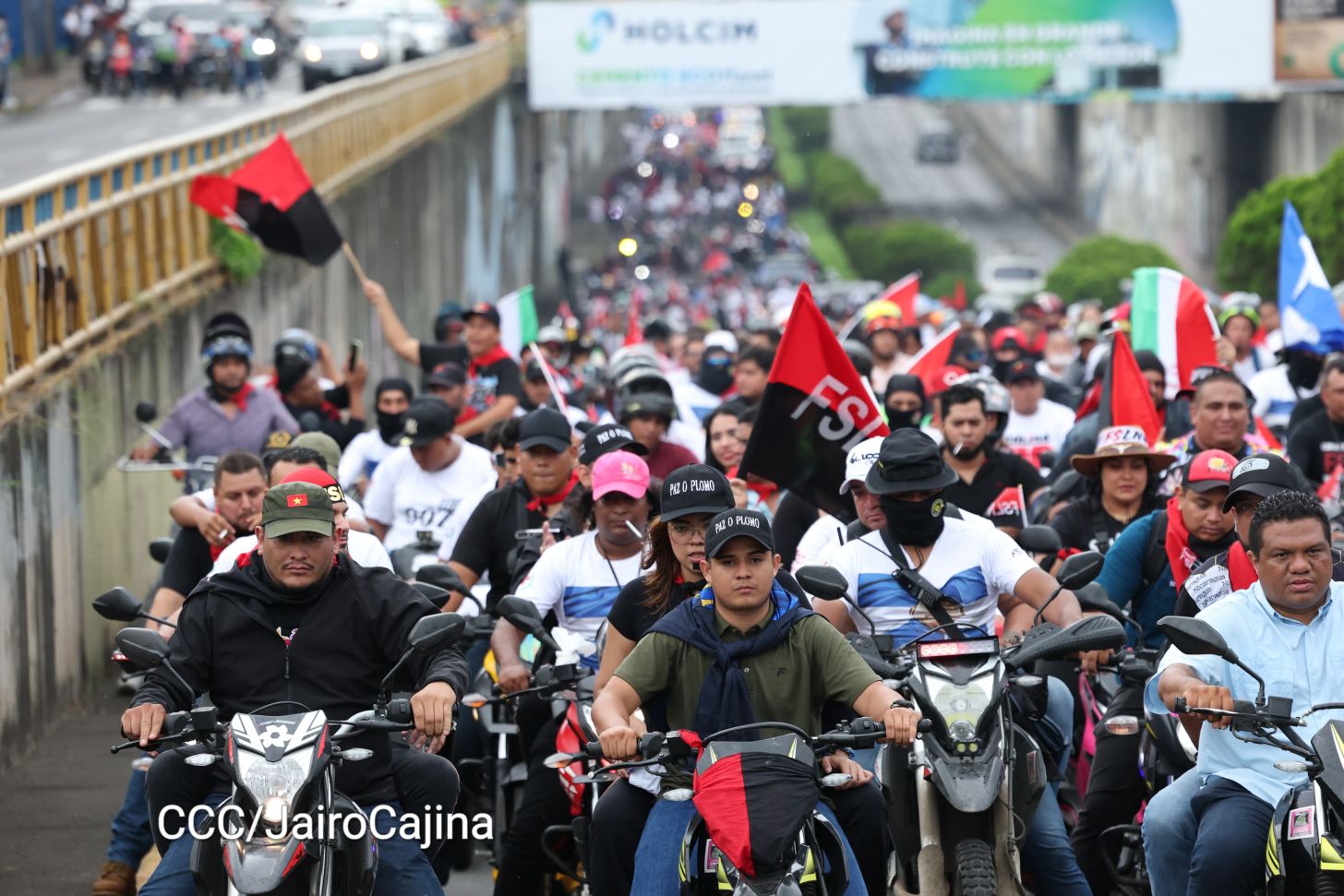 Hacia el 46/19: Aficionados por las motos protagonizan Motorizada Dos, Siempre 19