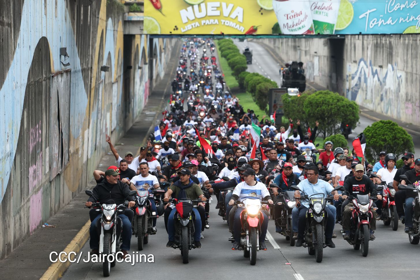 Hacia el 46/19: Aficionados por las motos protagonizan Motorizada Dos, Siempre 19
