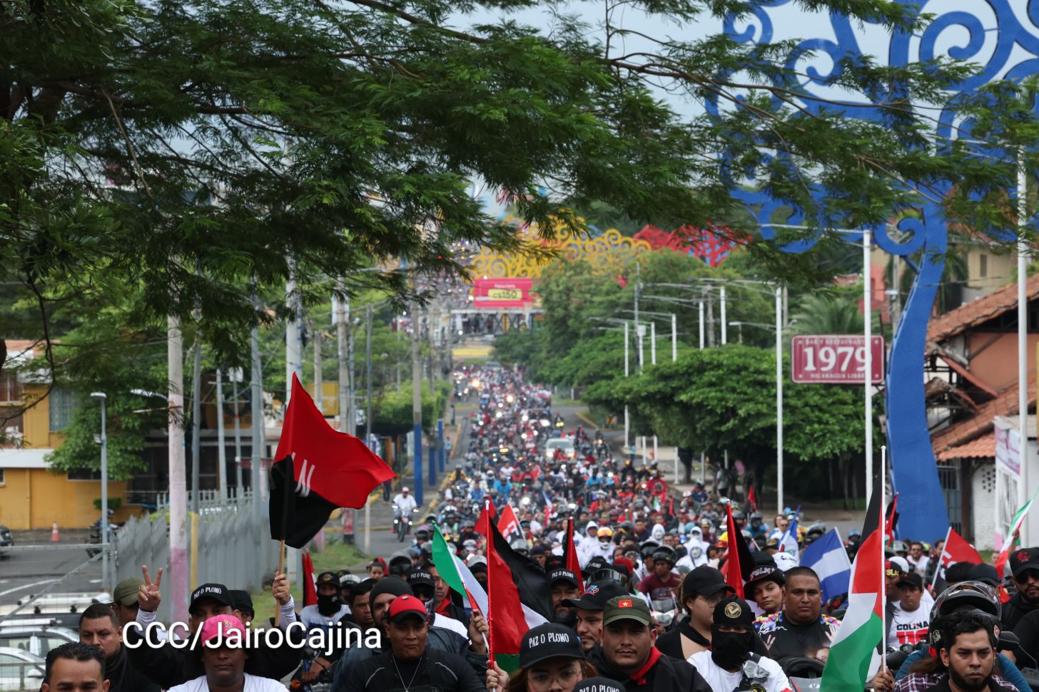 Hacia el 46/19: Aficionados por las motos protagonizan Motorizada Dos, Siempre 19