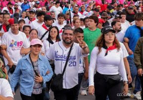 Caminata “Siempre 19, Siempre al Frente, Caminando en Victorias, Adelante con Daniel”