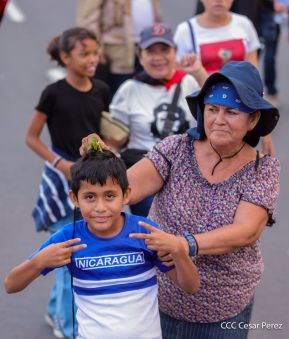 Caminata “Siempre 19, Siempre al Frente, Caminando en Victorias, Adelante con Daniel”