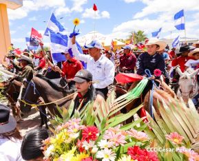 Familias celebran 46 aniversario de la liberación de Estelí