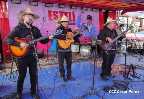 Familias celebran 46 aniversario de la liberación de Estelí