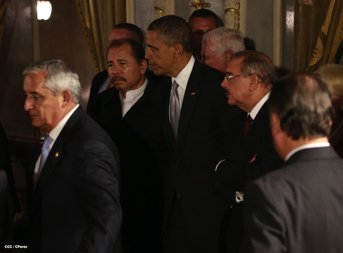 Daniel y Rosario en Cumbre del SICA con Obama
