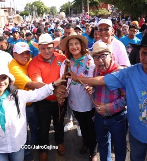 Miles acompañan la Roza del Camino en el inicio de las Fiestas Tradicionales de Managua 2025