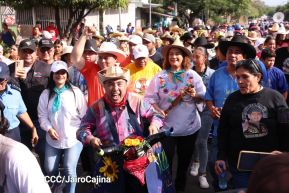 Miles acompañan la Roza del Camino en el inicio de las Fiestas Tradicionales de Managua 2025