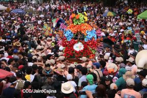 Miles acompañan la Roza del Camino en el inicio de las Fiestas Tradicionales de Managua 2025