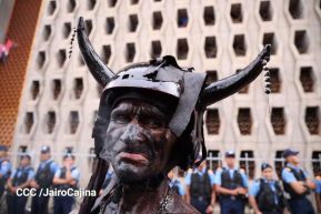 Multitudinaria procesión marca el retorno de Santo Domingo de Guzmán a Las Sierritas