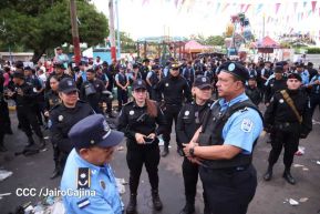 Multitudinaria procesión marca el retorno de Santo Domingo de Guzmán a Las Sierritas