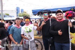 Multitudinaria procesión marca el retorno de Santo Domingo de Guzmán a Las Sierritas