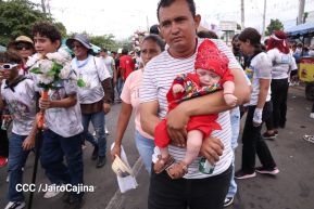 Multitudinaria procesión marca el retorno de Santo Domingo de Guzmán a Las Sierritas