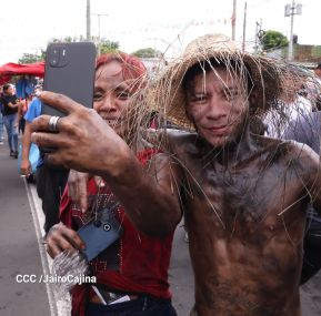 Multitudinaria procesión marca el retorno de Santo Domingo de Guzmán a Las Sierritas
