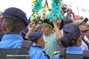 Multitudinaria procesión marca el retorno de Santo Domingo de Guzmán a Las Sierritas